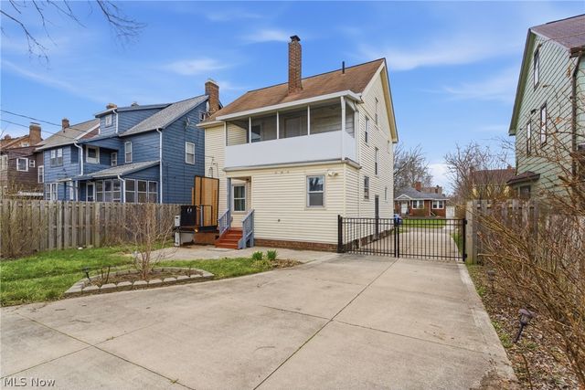 3577 Cedarbrook Road, University Heights, OH 44118