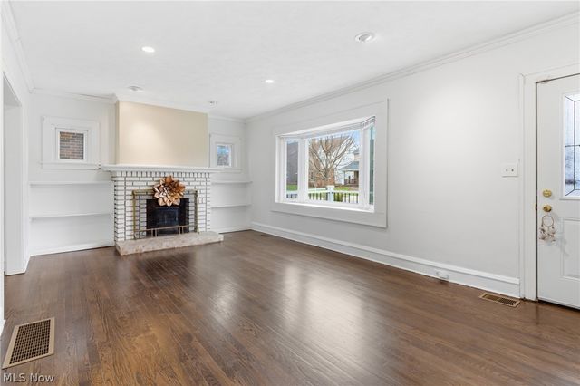 3577 Cedarbrook Road, University Heights, OH 44118