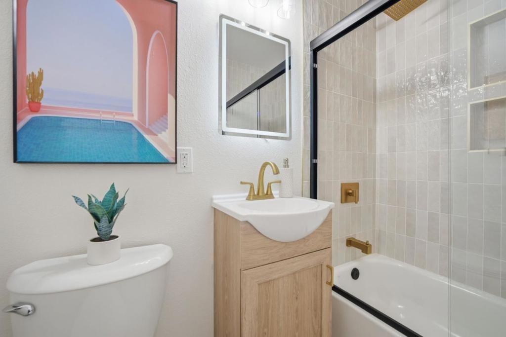 Image 17 of property listing at 5430 Clovercrest Drive, San Jose, CA 95118