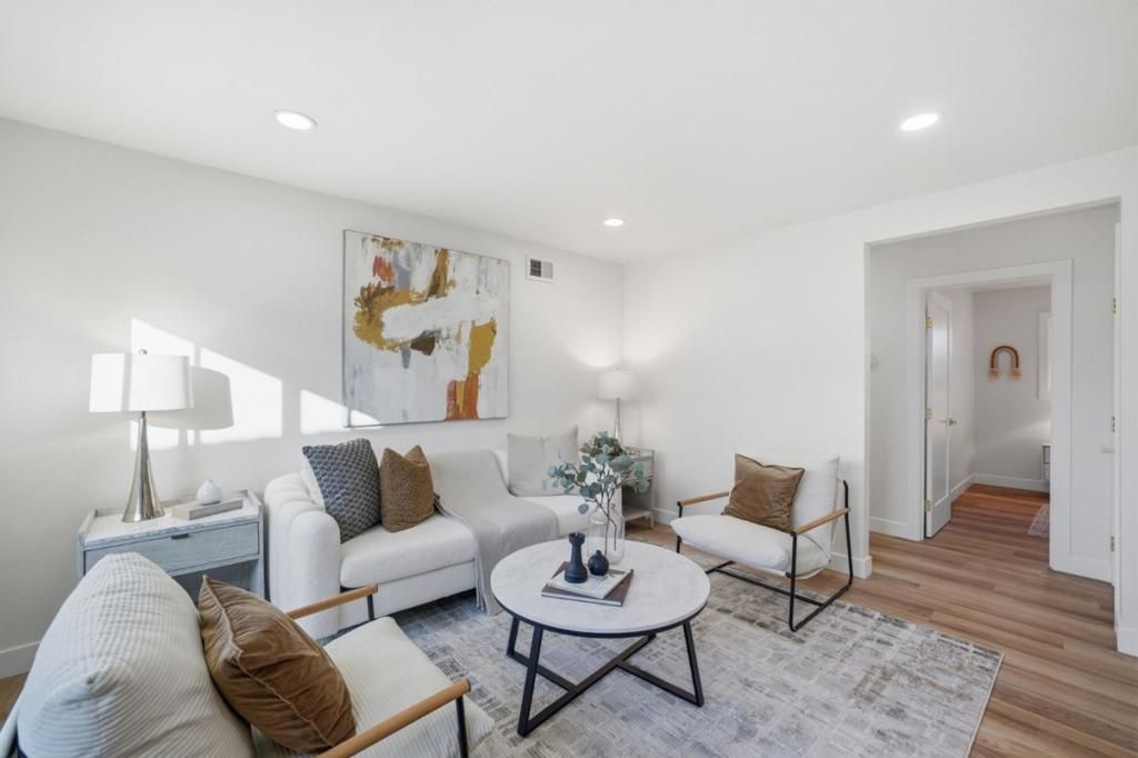 Image 9 of property listing at 5430 Clovercrest Drive, San Jose, CA 95118