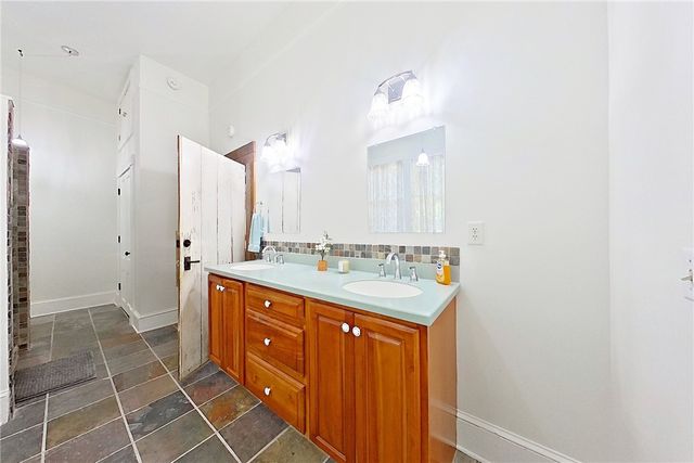 903 Dartmouth Street, Brunswick, GA 31520