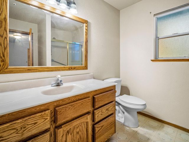 5123 Rainbow Trl, Pollock Pines, CA 95726