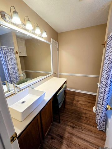 16055 Manchester Ave, Baton Rouge, LA 70816