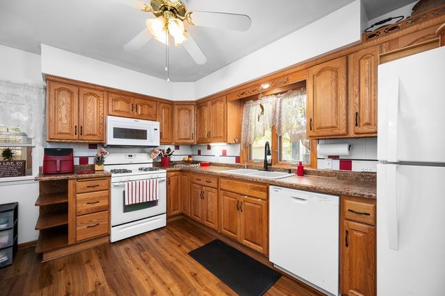 2820 Fair Avenue, Davenport, IA 52803