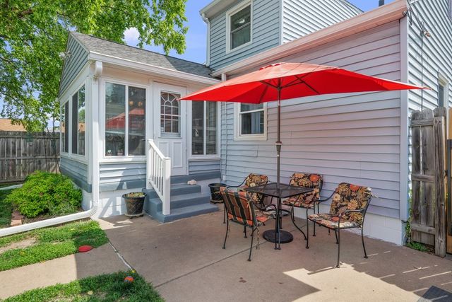 2820 Fair Avenue, Davenport, IA 52803