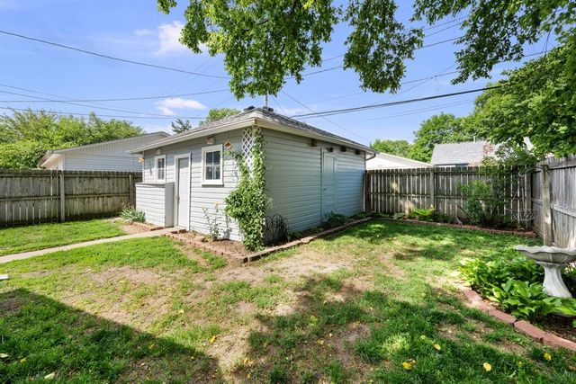 2820 Fair Avenue, Davenport, IA 52803
