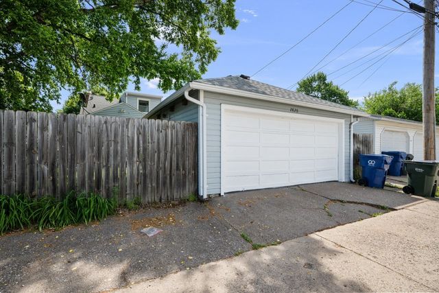 2820 Fair Avenue, Davenport, IA 52803