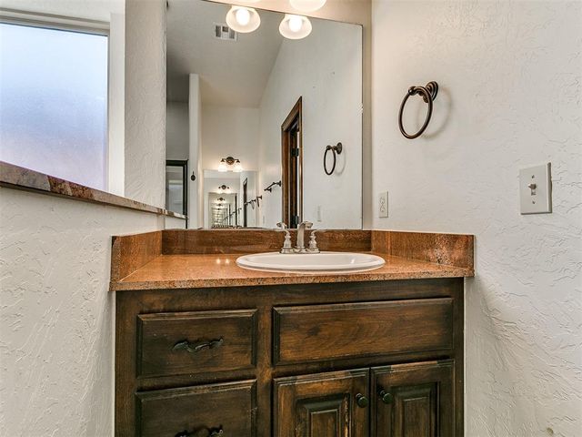 209 SW 172nd Street, Oklahoma City, OK 73170