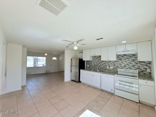 1614 N 72ND Lane, Phoenix, AZ 85035