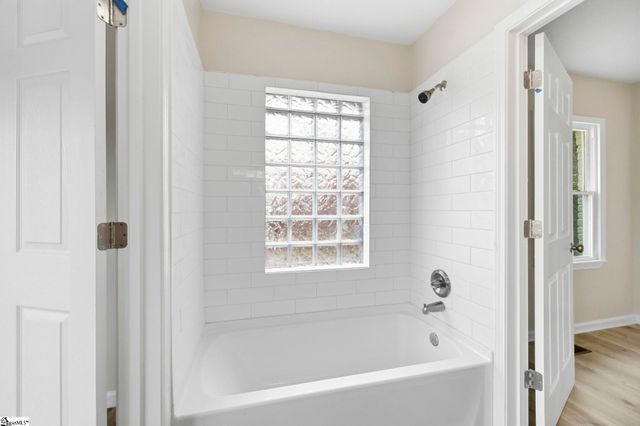 120 Waddell Road, Greenville, SC 29609