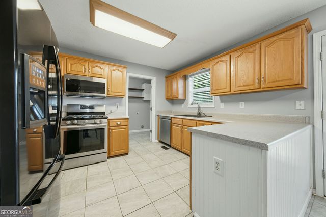 865 Whitby Drive, Douglasville, GA 30134