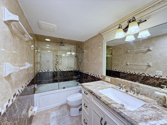 3546 S Ocean Boulevard 305, South Palm Beach, FL 33480