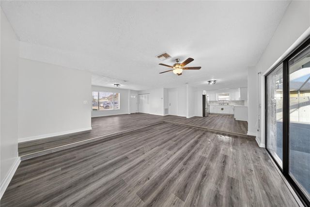 214 SE DUVAL AVENUE, Port St Lucie, FL 34983