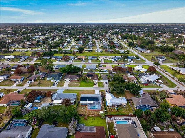 214 SE DUVAL AVENUE, Port St Lucie, FL 34983
