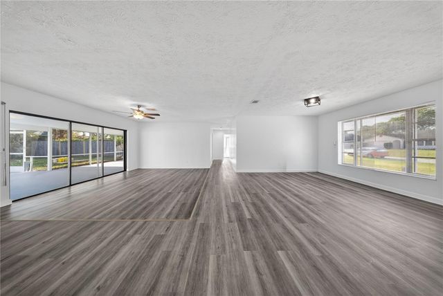 214 SE DUVAL AVENUE, Port St Lucie, FL 34983