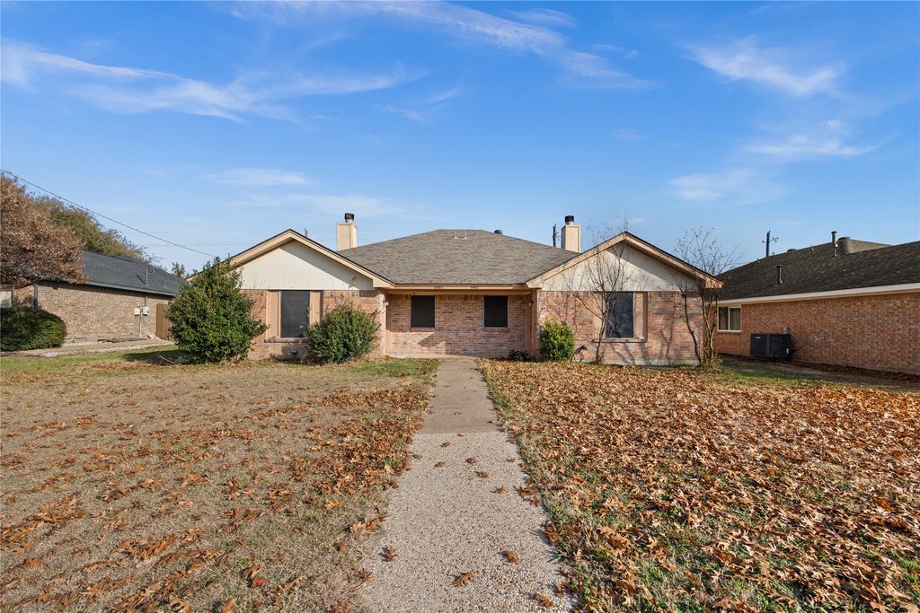 1001 Meadow Circle N 2, Keller, TX 76248