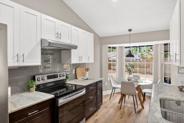 201 STERLING ROSE COURT, Apopka, FL 32703