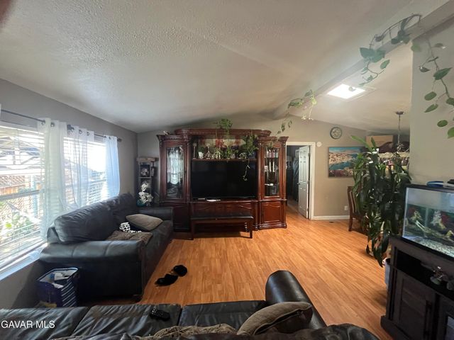 45645 E 25th St 102, Lancaster, CA 93535