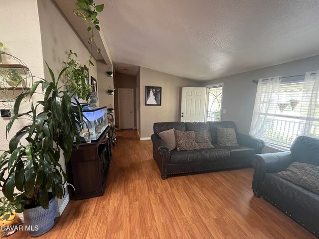 45645 E 25th St 102, Lancaster, CA 93535