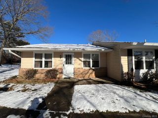 432A Falmouth Court 432A, Ridge, NY 11961
