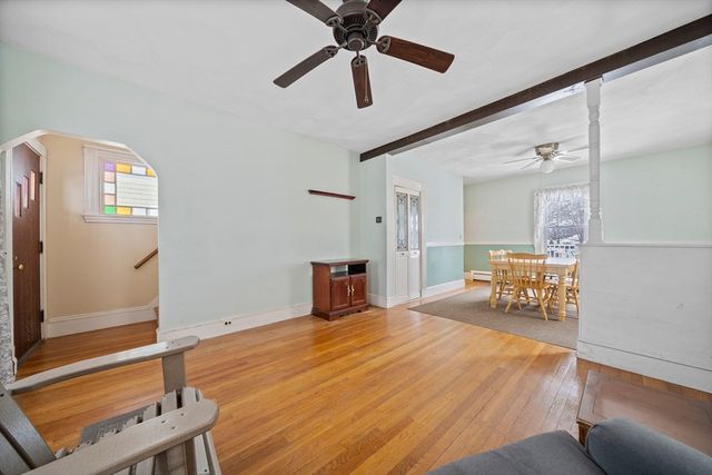 12 Nelson St, Quincy, MA 02169