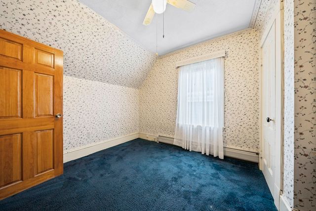 12 Nelson St, Quincy, MA 02169