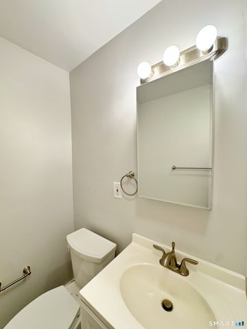 1 Walter Avenue 25, Norwalk, CT 06851