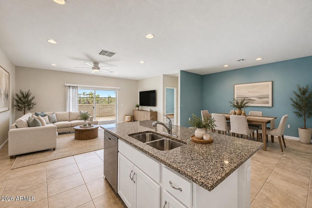 10056 S SAGUARO Drive, Apache Junction, AZ 85120 — exterior