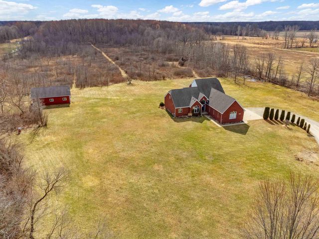 27070 32 Mile Road, Lenox, MI 48050