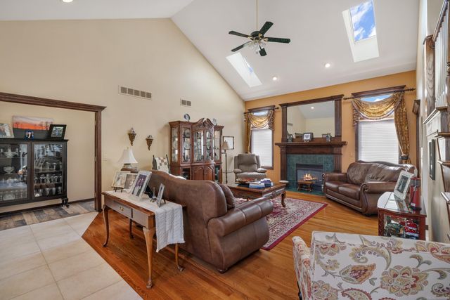 27070 32 Mile Road, Lenox, MI 48050