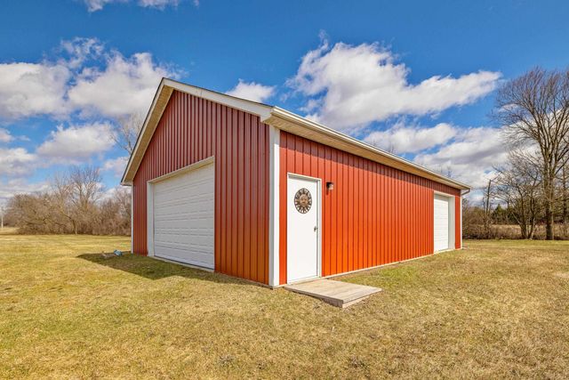 27070 32 Mile Road, Lenox, MI 48050