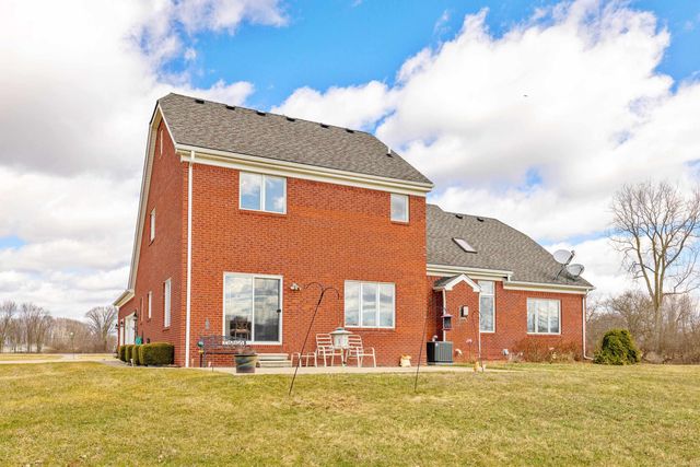 27070 32 Mile Road, Lenox, MI 48050