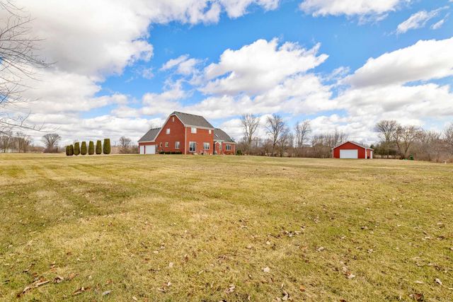 27070 32 Mile Road, Lenox, MI 48050