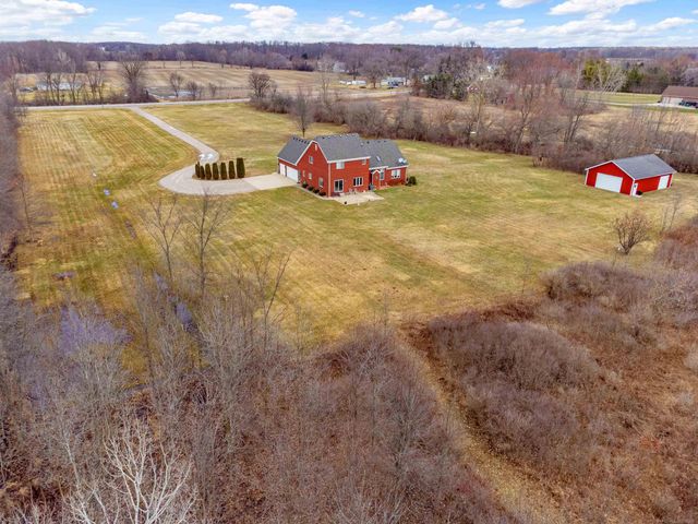 27070 32 Mile Road, Lenox, MI 48050