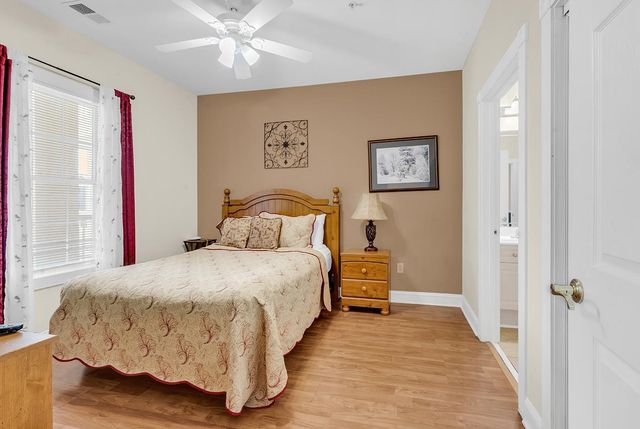 4817 Magnolia Lake Dr Apt 303, Myrtle Beach, SC 29577