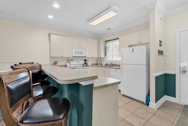 4817 Magnolia Lake Dr Apt 303, Myrtle Beach, SC 29577