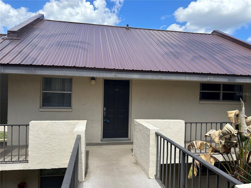 Image 1 of property listing at 100 E KENTUCKY AVENUE H106, Deland, FL 32724