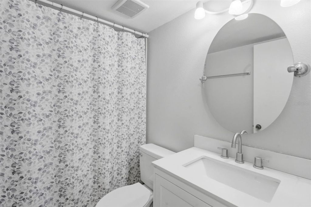 Image 22 of property listing at 100 E KENTUCKY AVENUE H106, Deland, FL 32724