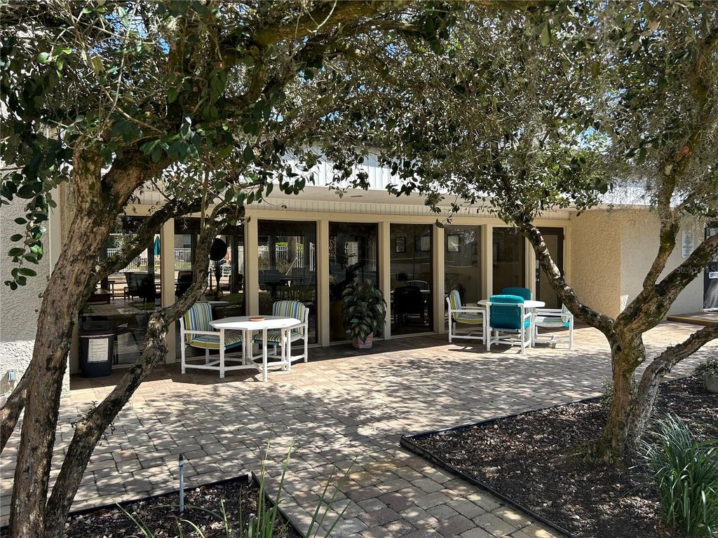 Image 42 of property listing at 100 E KENTUCKY AVENUE H106, Deland, FL 32724