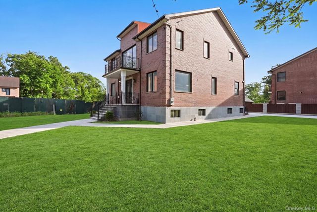 19412 Dunton Avenue, Holliswood, NY 11423