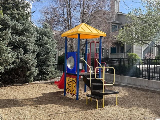 8389 Pebble Creek Way 30-101, Highlands Ranch, CO 80126