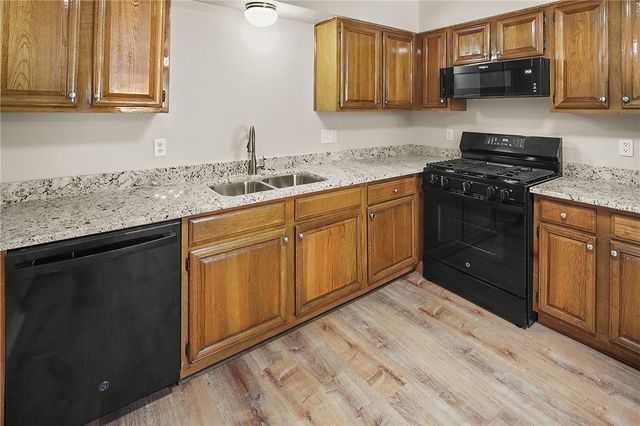 1004 San Saba Drive, College Station, TX 77845