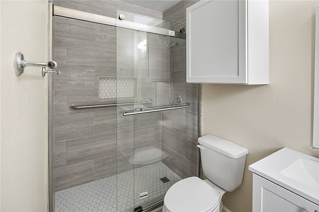 1004 San Saba Drive, College Station, TX 77845