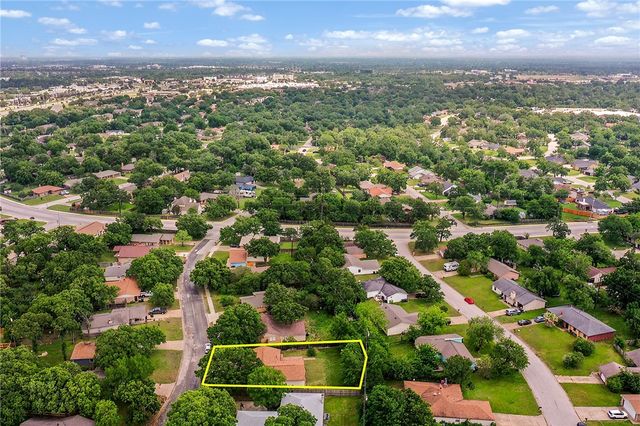 1004 San Saba Drive, College Station, TX 77845