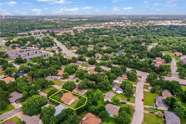 1004 San Saba Drive, College Station, TX 77845