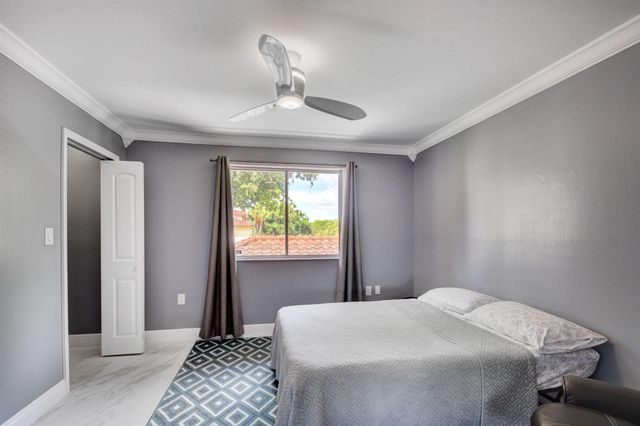 9204 Glenmoor Drive, West Palm Beach, FL 33409