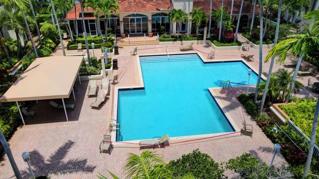 9204 Glenmoor Drive, West Palm Beach, FL 33409