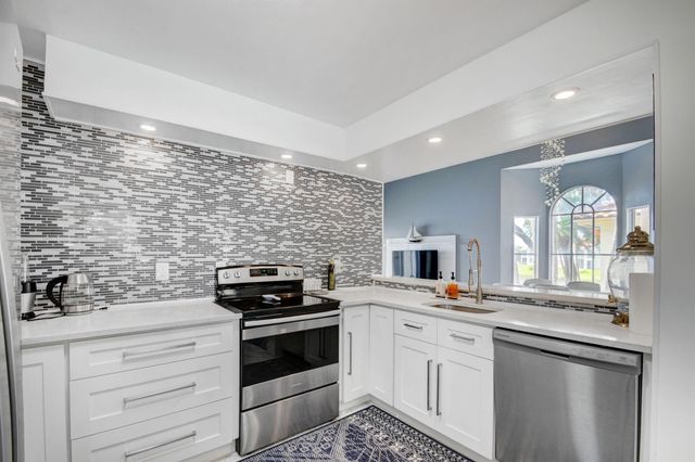 9204 Glenmoor Drive, West Palm Beach, FL 33409