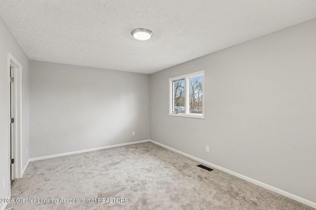 917 Brookside Drive 174, Grand Ledge, MI 48837