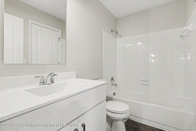 917 Brookside Drive 174, Grand Ledge, MI 48837